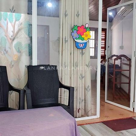 Twin Palms Hotel มิริสซา ภายนอก รูปภาพ