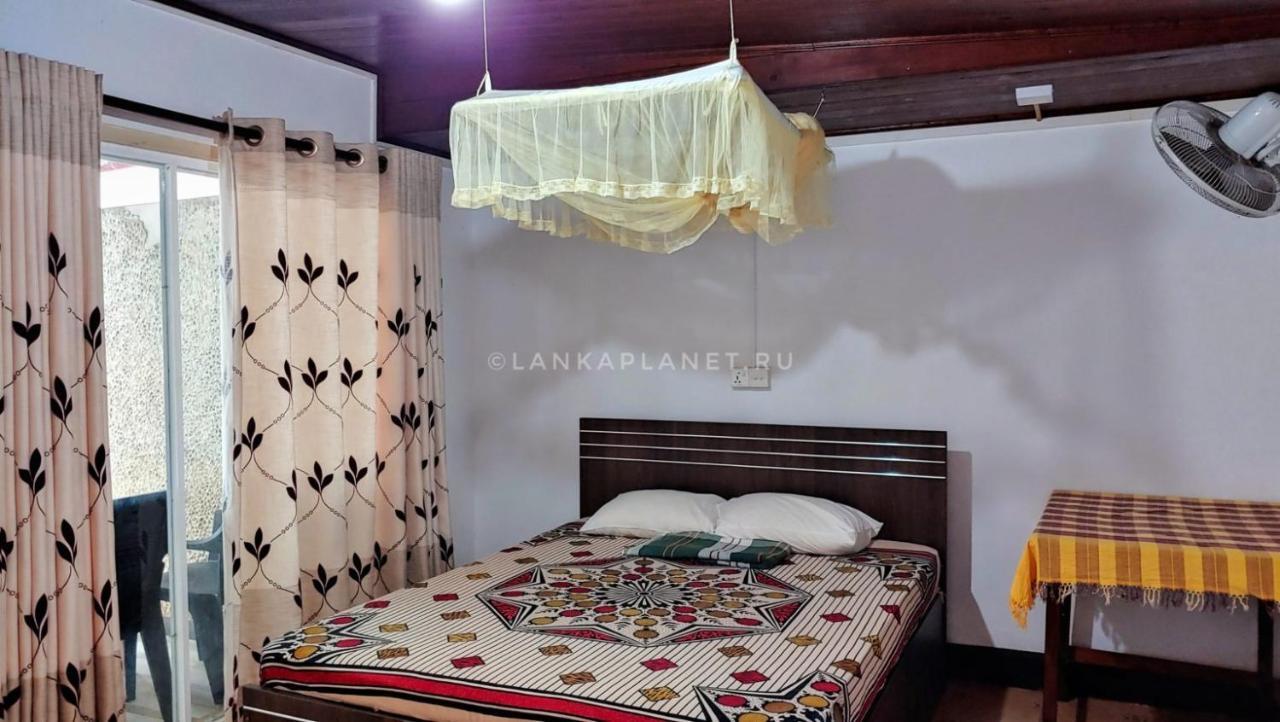 Twin Palms Hotel มิริสซา ภายนอก รูปภาพ