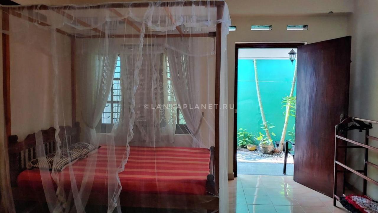 Twin Palms Hotel มิริสซา ภายนอก รูปภาพ